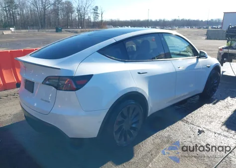 2021 Tesla Model Y Performance Dual Motor All-Wheel Drive z USA, uszkodzony, nr VIN 5YJYGDEF9MF178483